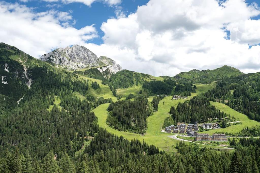 Gemuetliche Huette In Den Bergen Villa Sonnenalpe Nassfeld Exterior foto